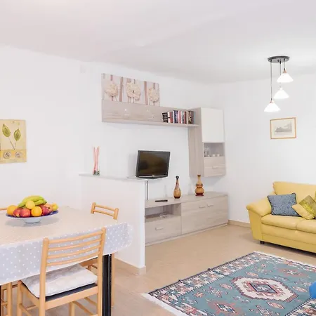 Bright With Terrace * Vezzano Ligure